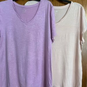 SALE!! APT 9 V-Neck 3 Top Bundle XL